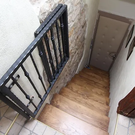 Midea Apartment Rovinj