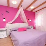 Midea