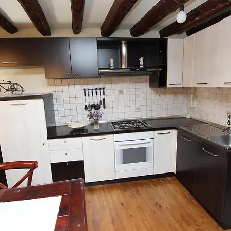 Διαμέρισμα Midea