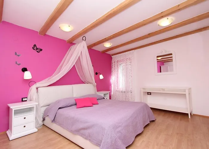 Midea Apartament