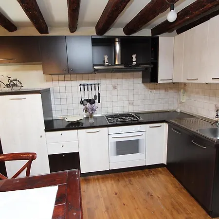 Appartamento Midea Rovigno